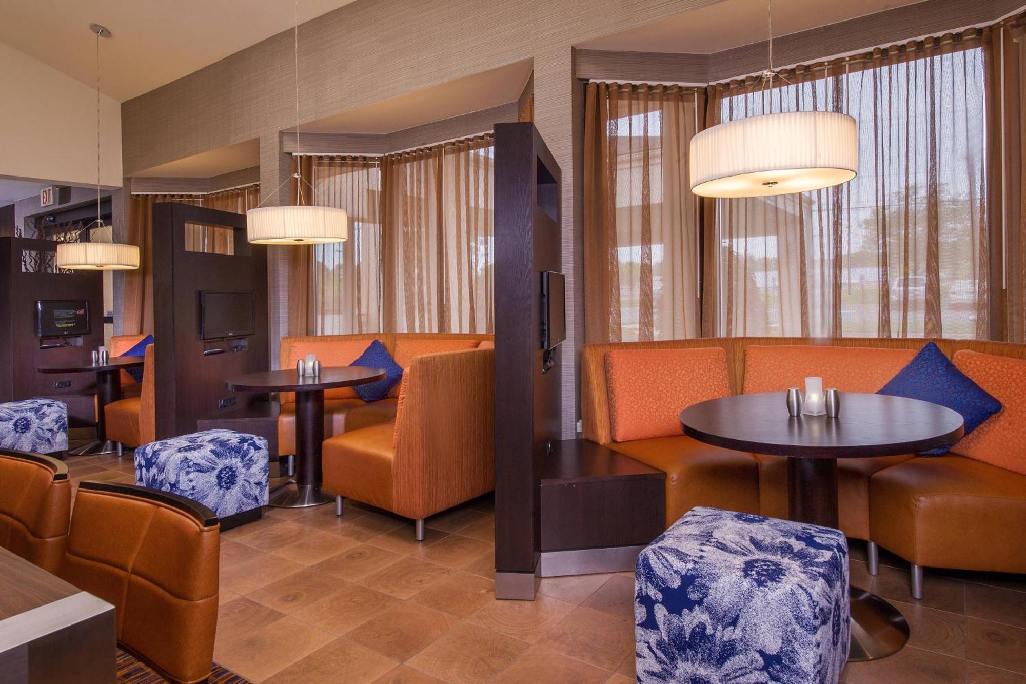 Hotel Courtyard By Marriott Richmond West Extérieur photo